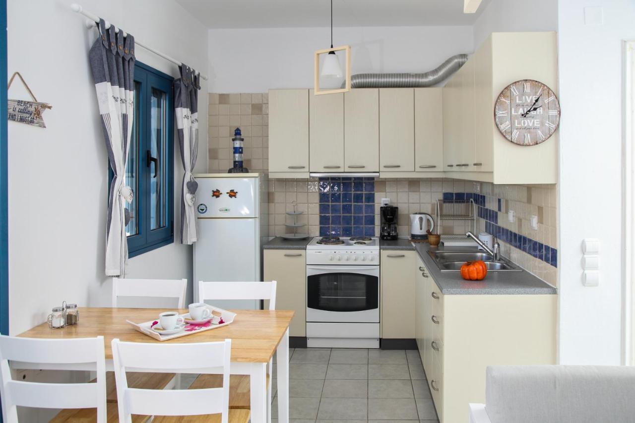 Mmm Apartment Makrýgialos 외부 사진
