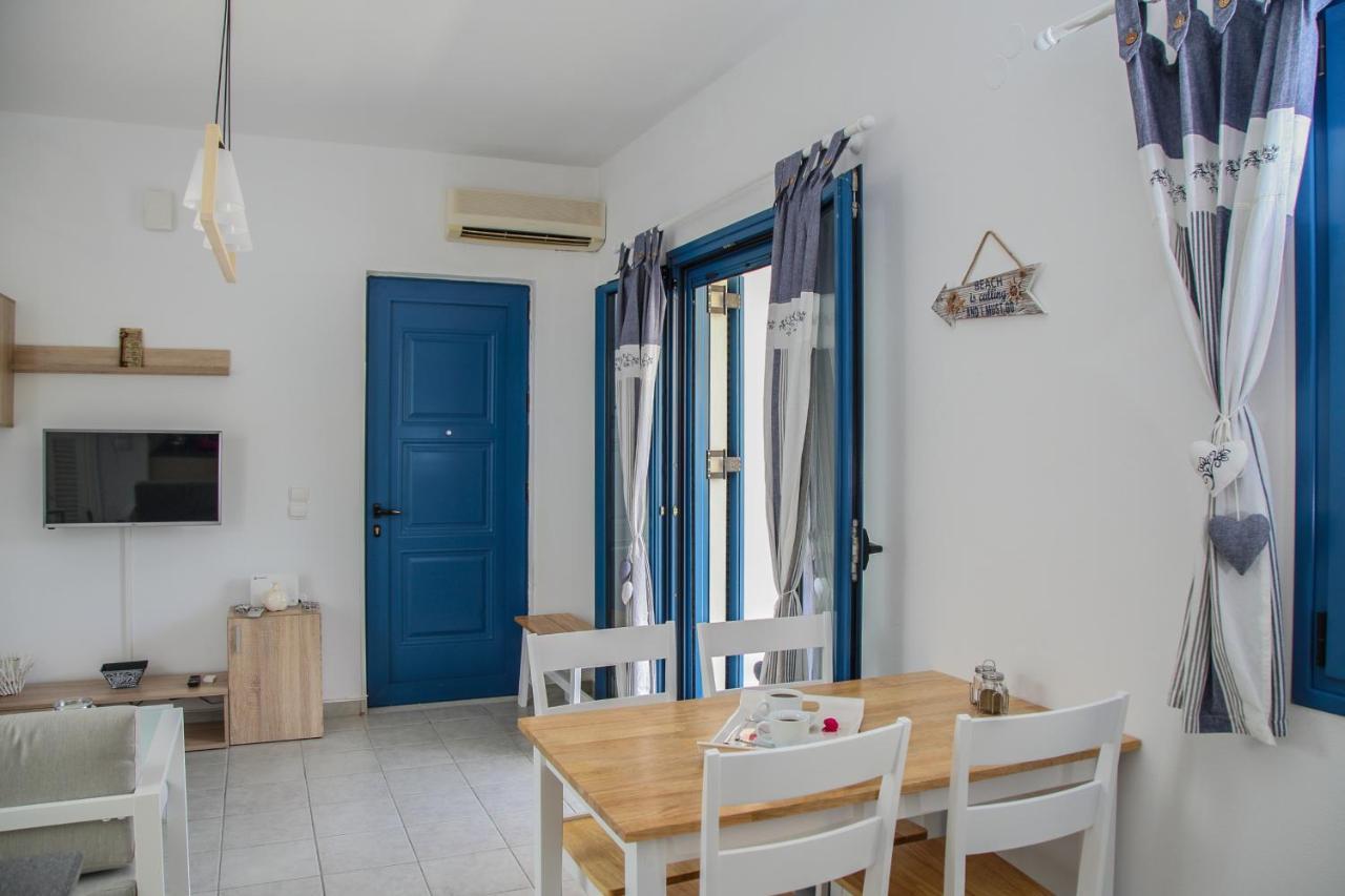 Mmm Apartment Makrýgialos 외부 사진