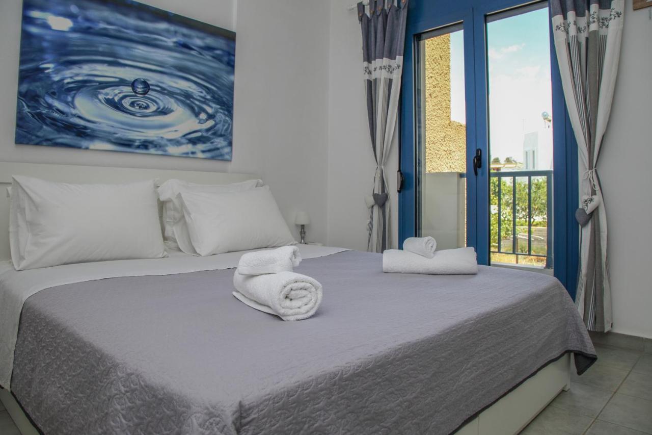 Mmm Apartment Makrýgialos 외부 사진